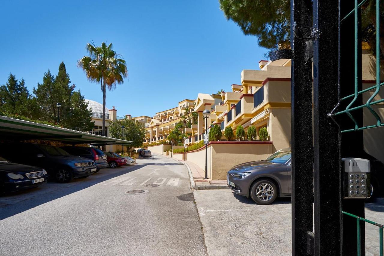 Oleholidays 411 Romana Playa Junto A La Playa Marbella Luaran gambar