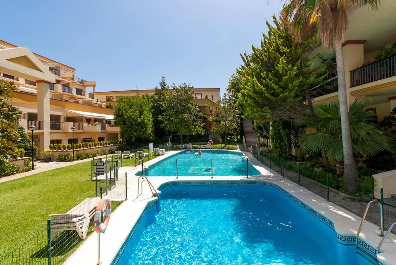 Oleholidays 411 Romana Playa Junto A La Playa Marbella Luaran gambar